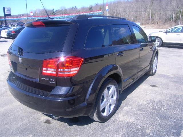 Dodge Journey 2010 photo 3