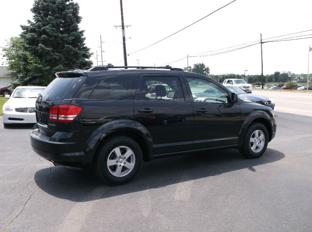 Dodge Journey SE SUV