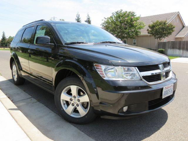 Dodge Journey 2010 photo 2