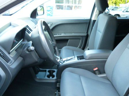 Dodge Journey 2010 photo 2