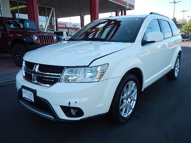 Dodge Journey 2011 photo 4