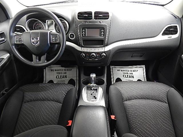 Dodge Journey 2011 photo 13