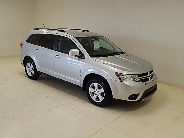 Dodge Journey 2011 photo 4