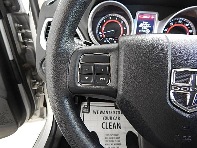 Dodge Journey 2011 photo 9