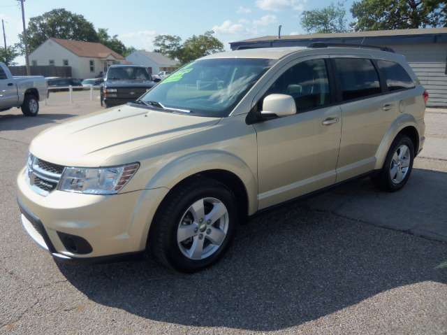 Dodge Journey 2011 photo 3