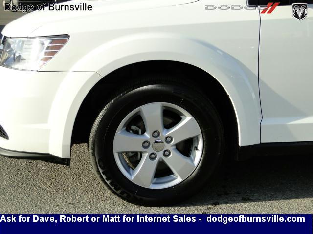 Dodge Journey 2011 photo 3