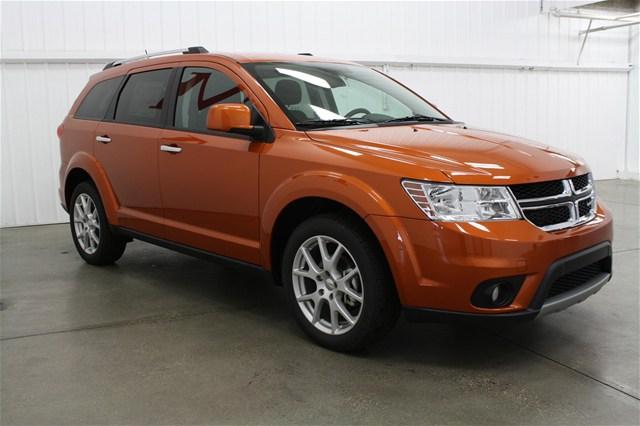Dodge Journey 2011 photo 2