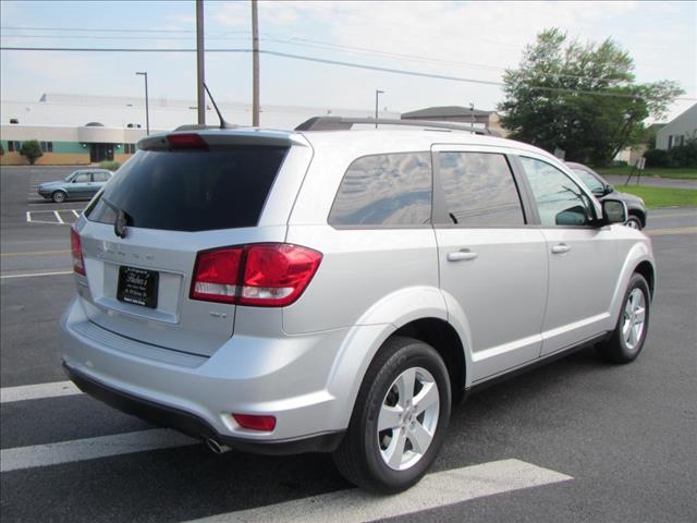 Dodge Journey 2012 photo 3