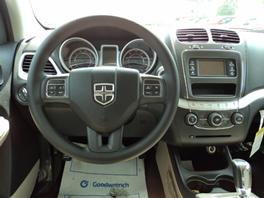 Dodge Journey 2012 photo 1