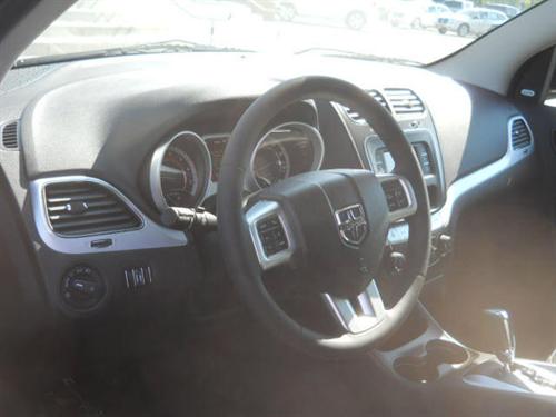 Dodge Journey 2012 photo 1