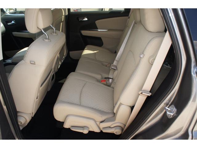 Dodge Journey 2012 photo 5