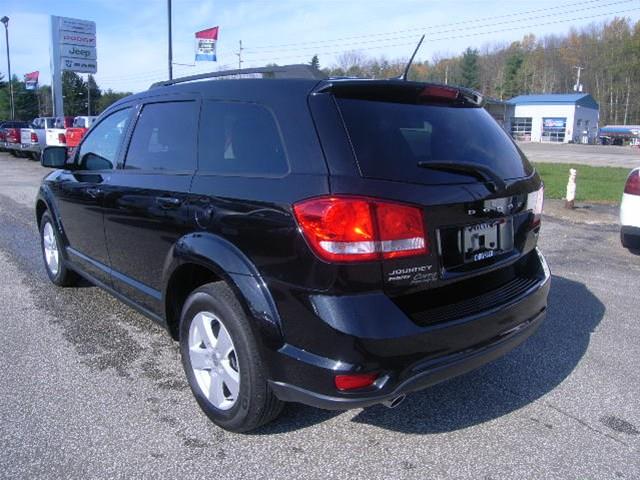 Dodge Journey 2012 photo 2