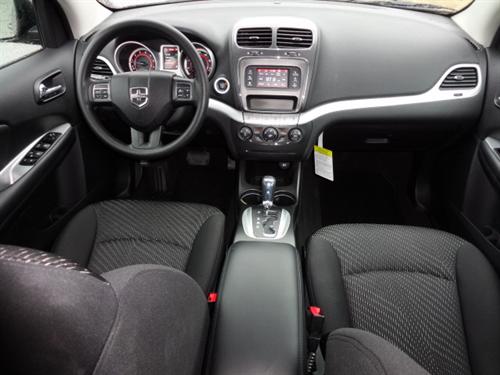 Dodge Journey 2012 photo 4