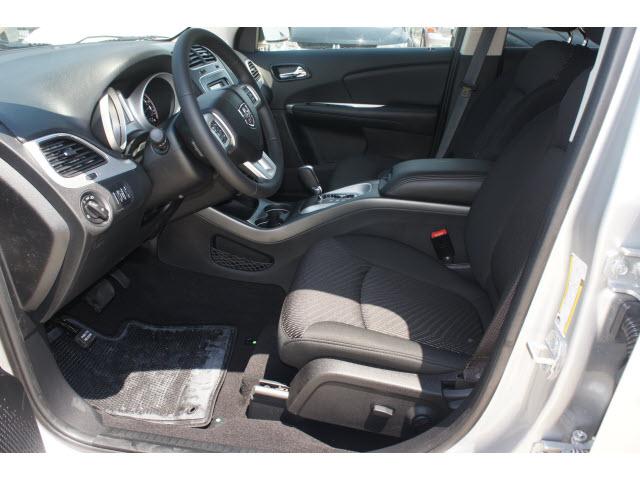 Dodge Journey 2012 photo 4