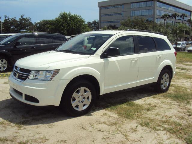 Dodge Journey 2012 photo 1