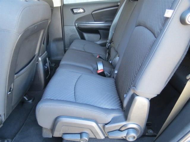 Dodge Journey 2012 photo 25