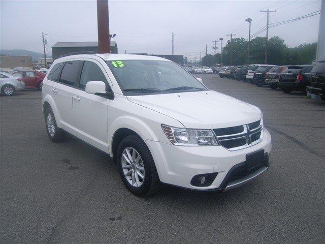Dodge Journey 2013 photo 2
