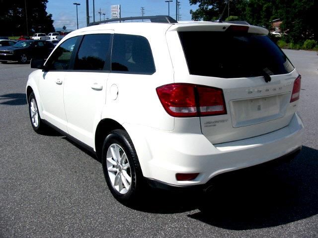 Dodge Journey 2013 photo 3