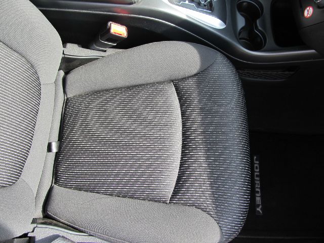 Dodge Journey 2013 photo 13