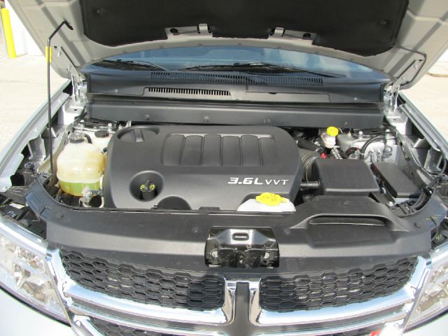 Dodge Journey 2013 photo 3