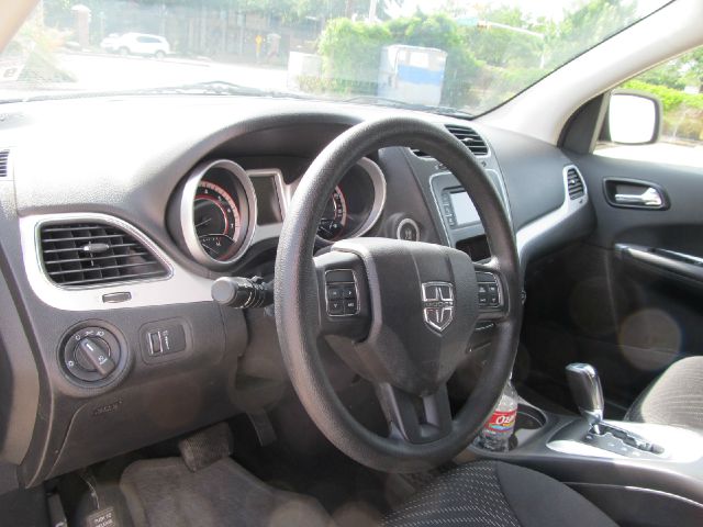 Dodge Journey 2013 photo 31