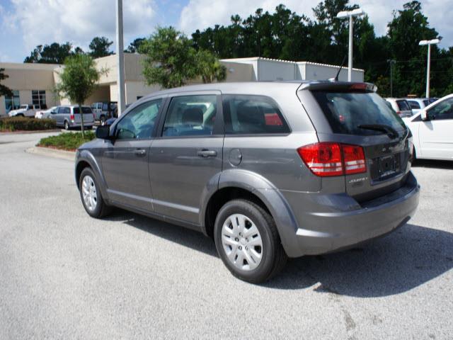 Dodge Journey 1500 SLT 2WD SUV