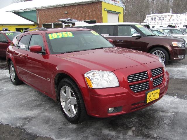Dodge Magnum 2005 photo 1