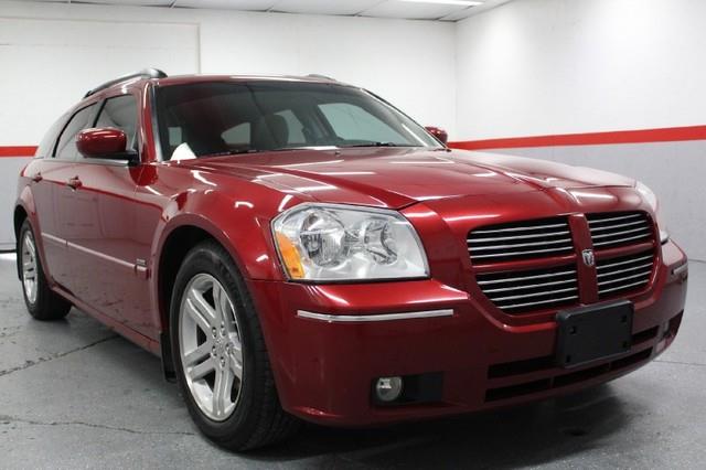 Dodge Magnum 2005 photo 1