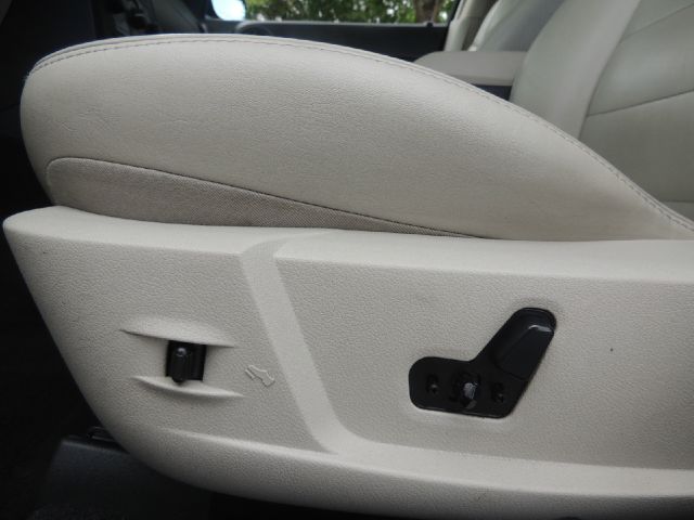 Dodge Magnum 2005 photo 16