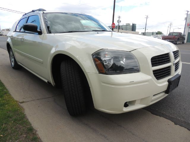 Dodge Magnum 2005 photo 22