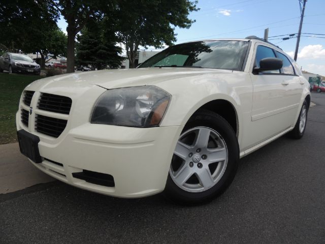 Dodge Magnum 2005 photo 25