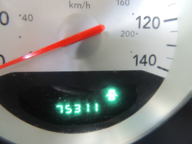 Dodge Magnum 2005 photo 8