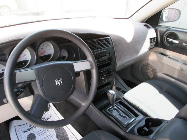 Dodge Magnum 2005 photo 7