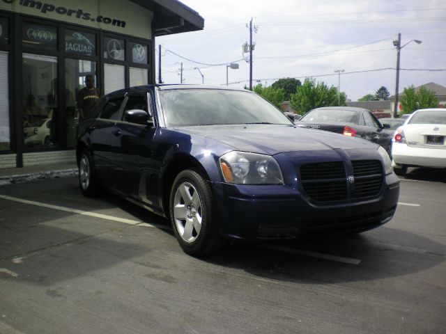 Dodge Magnum 2005 photo 3