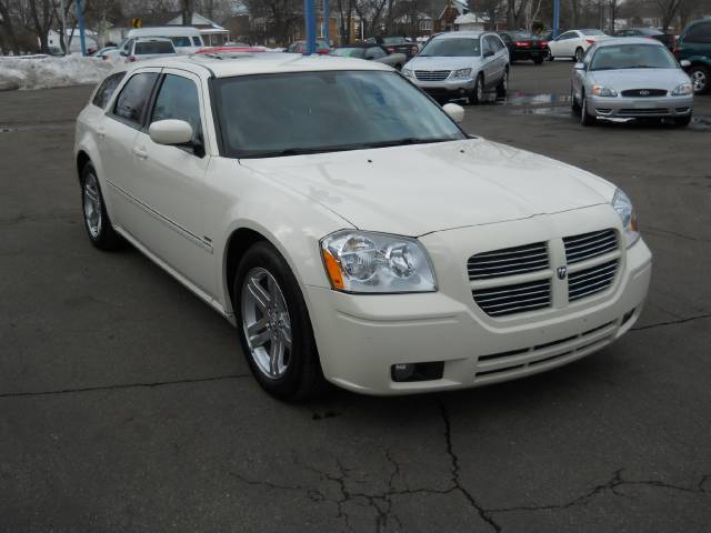 Dodge Magnum 2005 photo 3