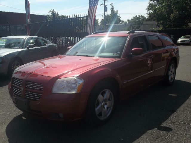 Dodge Magnum 2005 photo 2