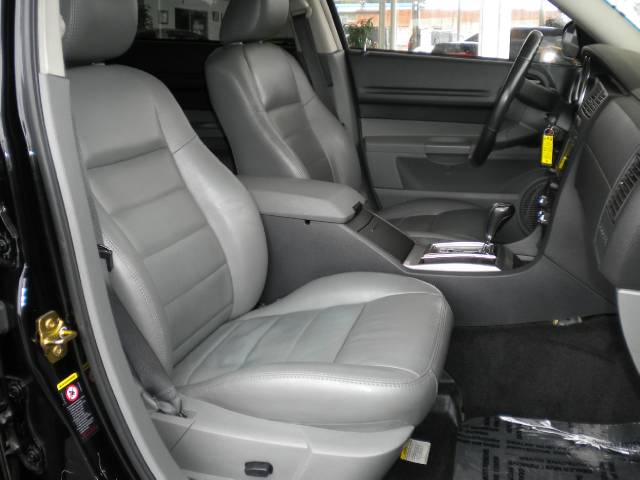 Dodge Magnum 2005 photo 5