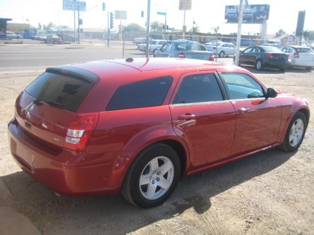 Dodge Magnum 2005 photo 3