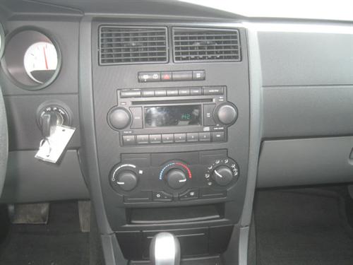 Dodge Magnum 2005 photo 1