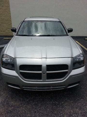Dodge Magnum 2005 photo 3