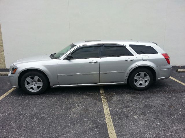 Dodge Magnum 2005 photo 4