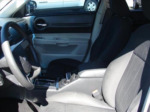 Dodge Magnum 2005 photo 4