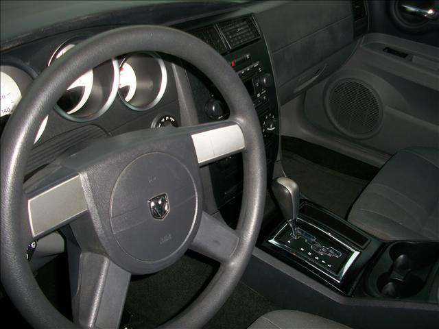 Dodge Magnum 2005 photo 2