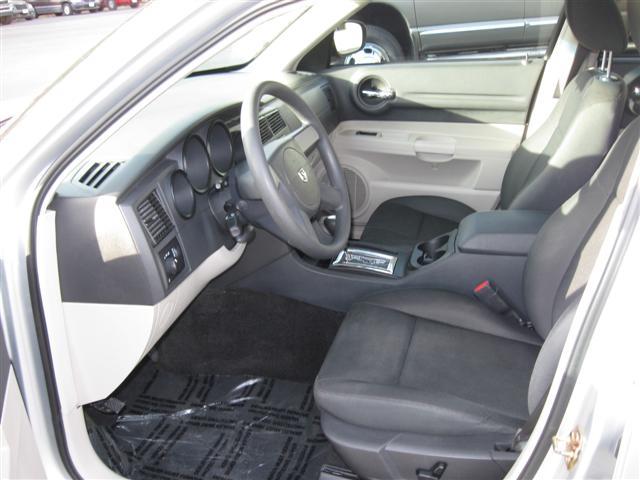 Dodge Magnum 2005 photo 4