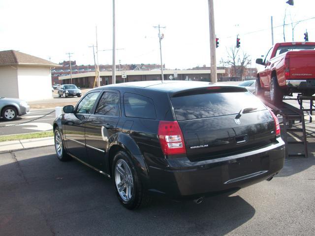 Dodge Magnum 2005 photo 3