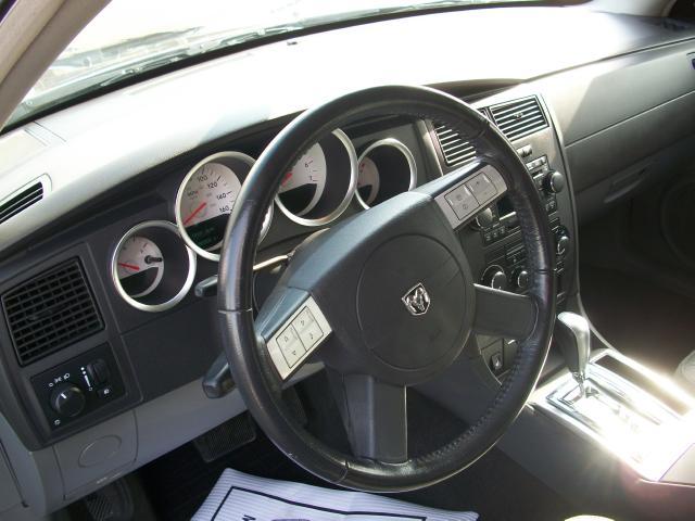 Dodge Magnum 2005 photo 5
