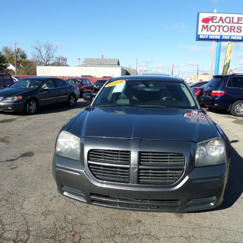 Dodge Magnum 2005 photo 3