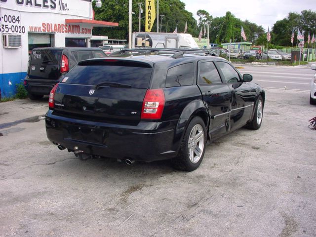 Dodge Magnum 2005 photo 3