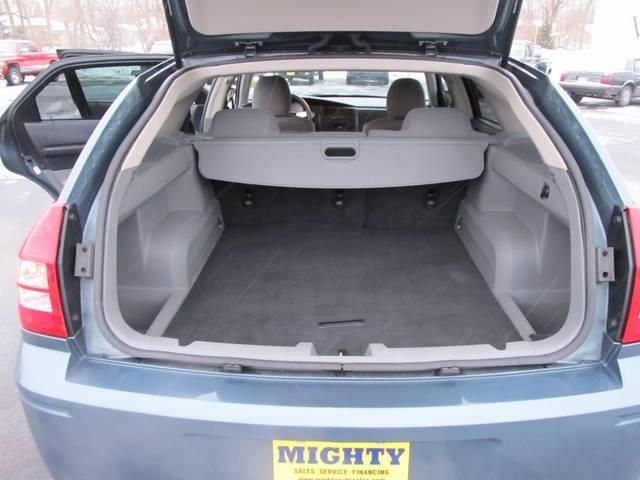 Dodge Magnum 2005 photo 4