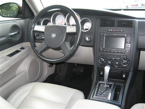 Dodge Magnum 2005 photo 4